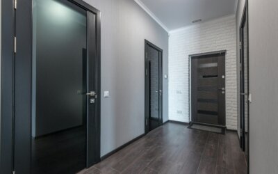 The Mood at the Door: When One Person’s Energy Shapes an Entire Workplace